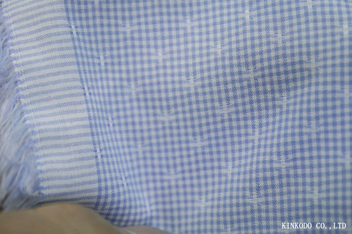 リングハート・ファブリック・ロンドン(Ringhart Fabric London)の星柄のチェック生地