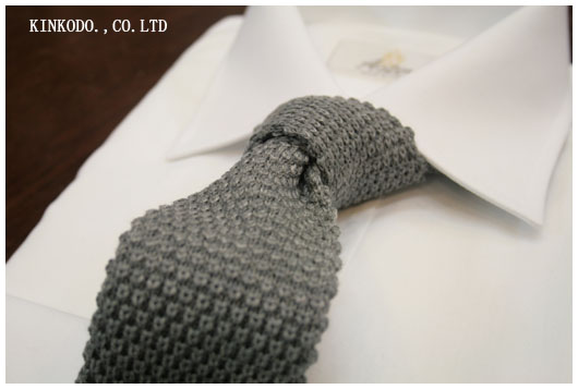 ウールニットタイ 無地のグレイ