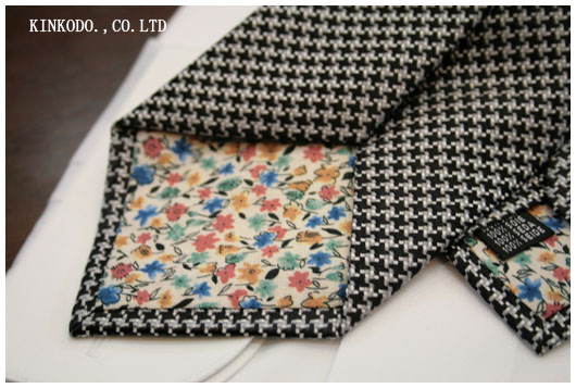 ポール・スミス、シックなタイ