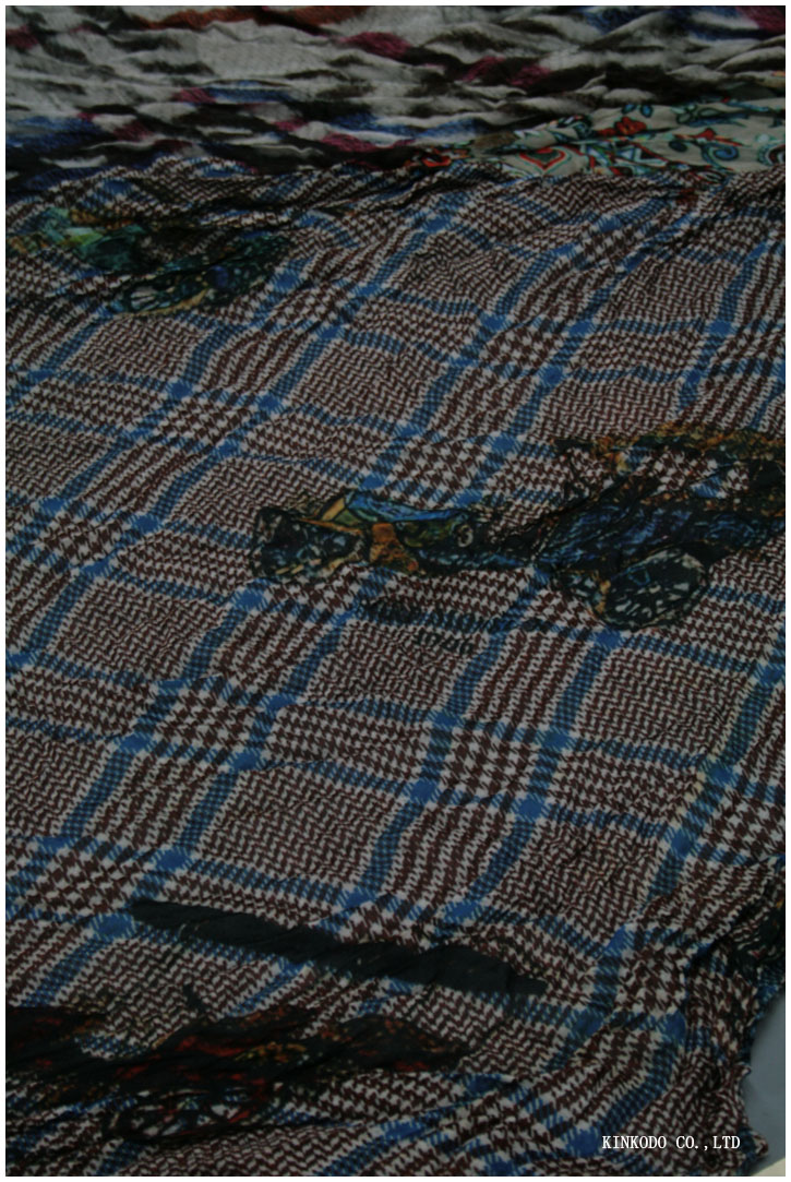 BOB【ボブ】カシミヤミックスのマイクロモダール素材の大判プリントストール