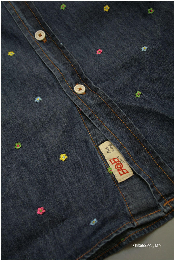 イタリー製BOBの花柄刺繍のデニムシャツ入荷しました。