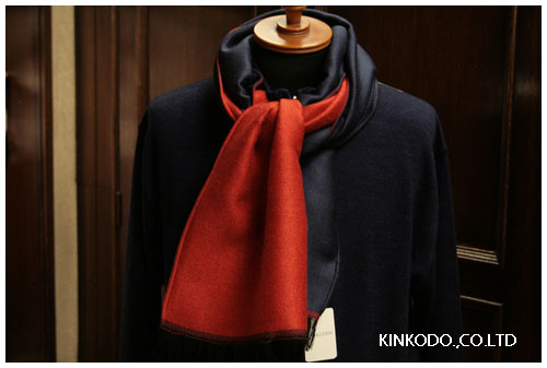 カンティーニ、リバーシブルマフラー