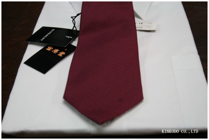 givency_wine_tie2.jpg