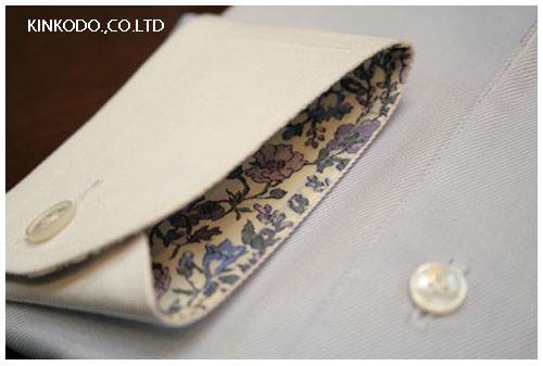 リバティープリントのカフス