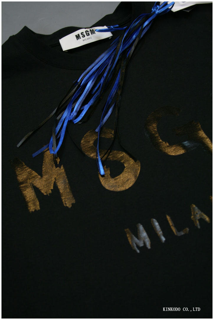 ローラが着用したことで爆発的ヒットになったMSGMのTシャツ
MSGMのブランドロゴがそのままプリントされた、イタリーのブランドTシャツ