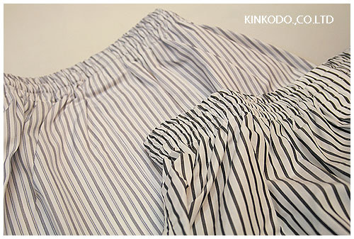 モノトーンのストライプの組み合わせ