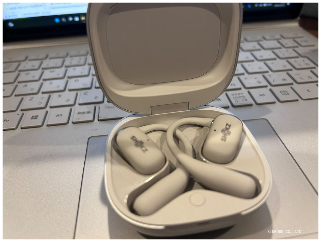 SHIKZのOPENFIT２＋イヤフォン
