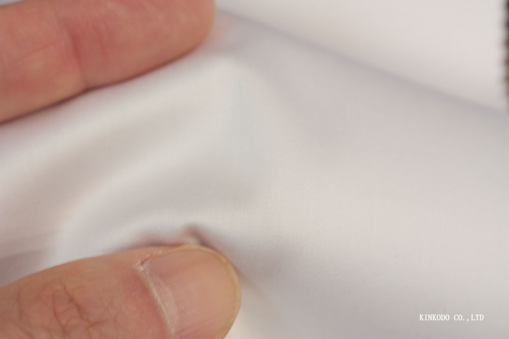 NO-GR24028　上品な光沢を湛えた高級白サテン生地　イタリア・グランディ＆ルビネッリ社製生地　綿100％