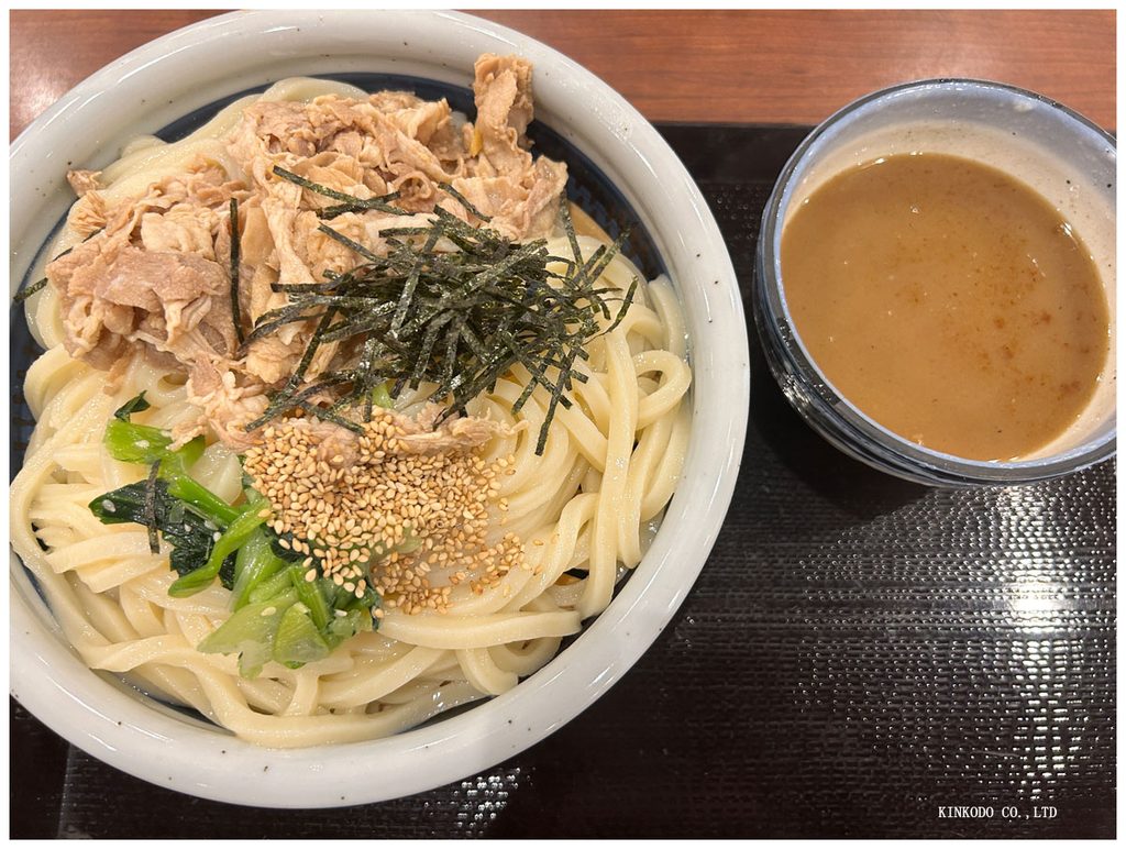 ぶた付けうどん濃厚魚介つけ麺
