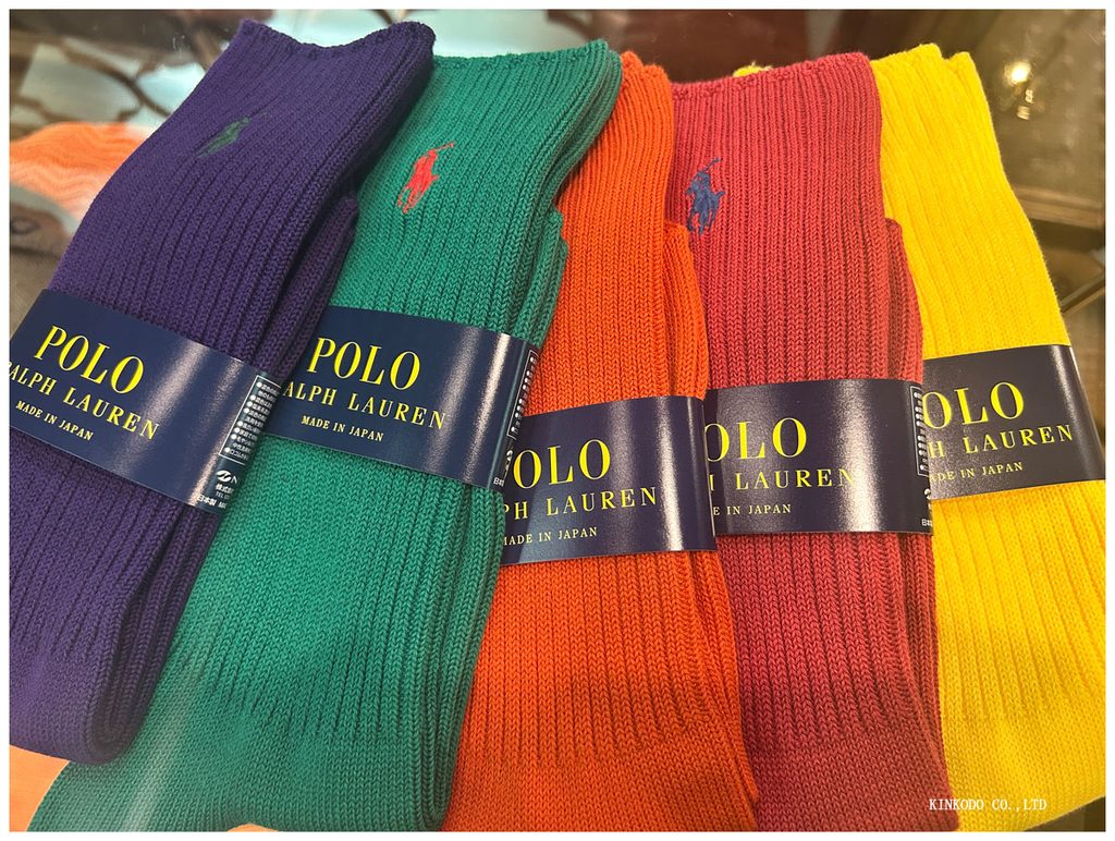 POLOのカラフルなソックス
