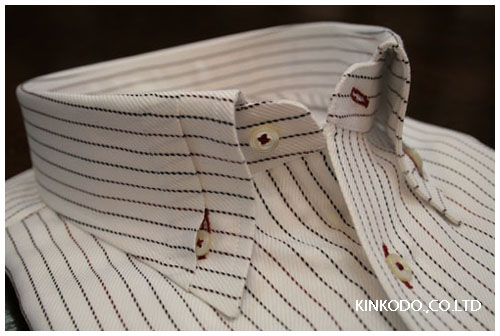 ターンナップカフス仕様のオーダーシャツ