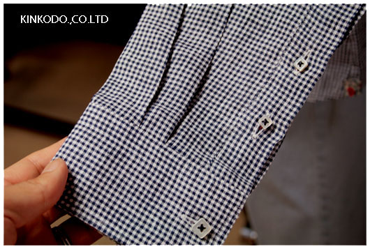 剣ボロを長くしたリバティープリントシャツ