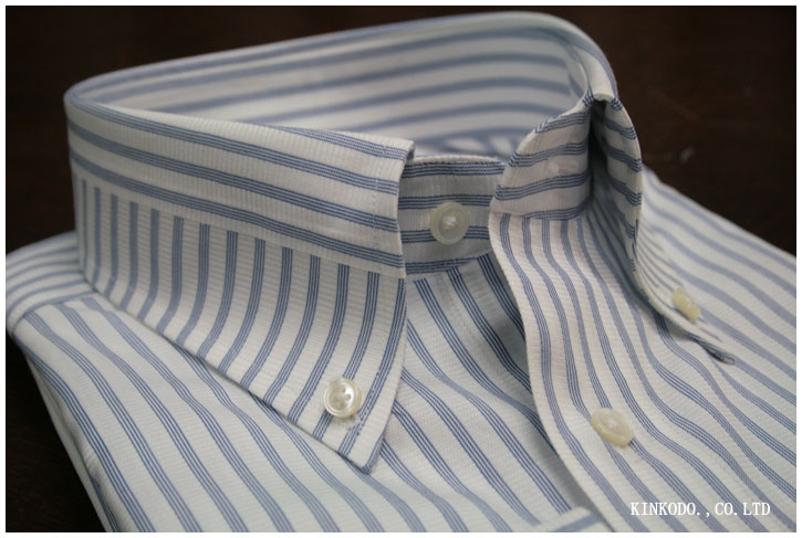 衿中央の縦横切り替えをアップで見たオーダーシャツ