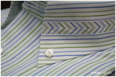 衿・カフス中央に別生地を挟みバイアスで接続