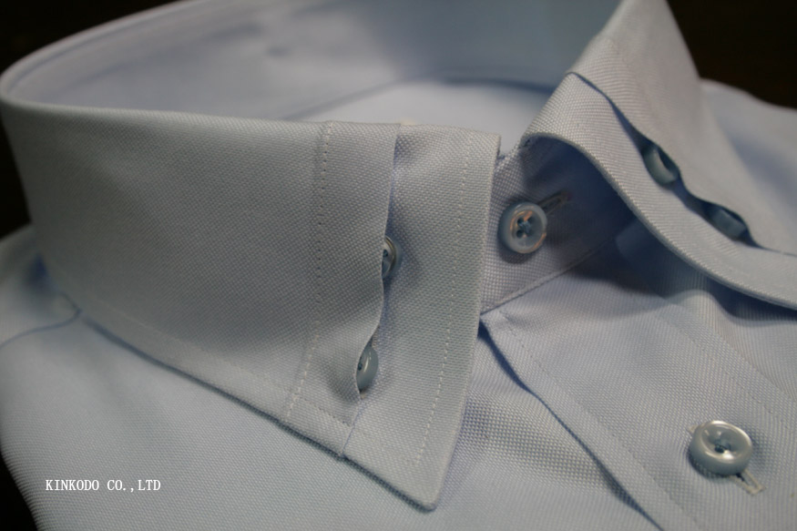 縦二列の比翼ボタンダウン（全体イメージ）