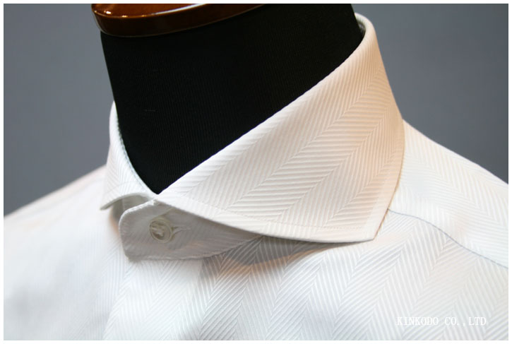 カッタウェイカラー（2）制作例（左）