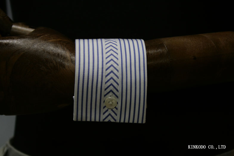 K9 カフス中央の切り替えディテール