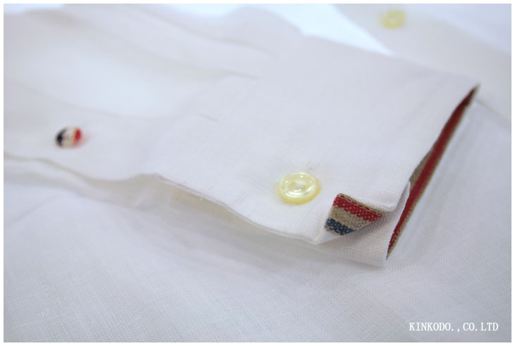 トリコロールテープを使ったカフスデザイン