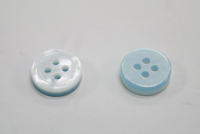 裏半分アクアブルー（比較）