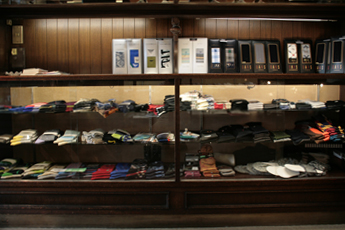 店内右側のソックス売り場